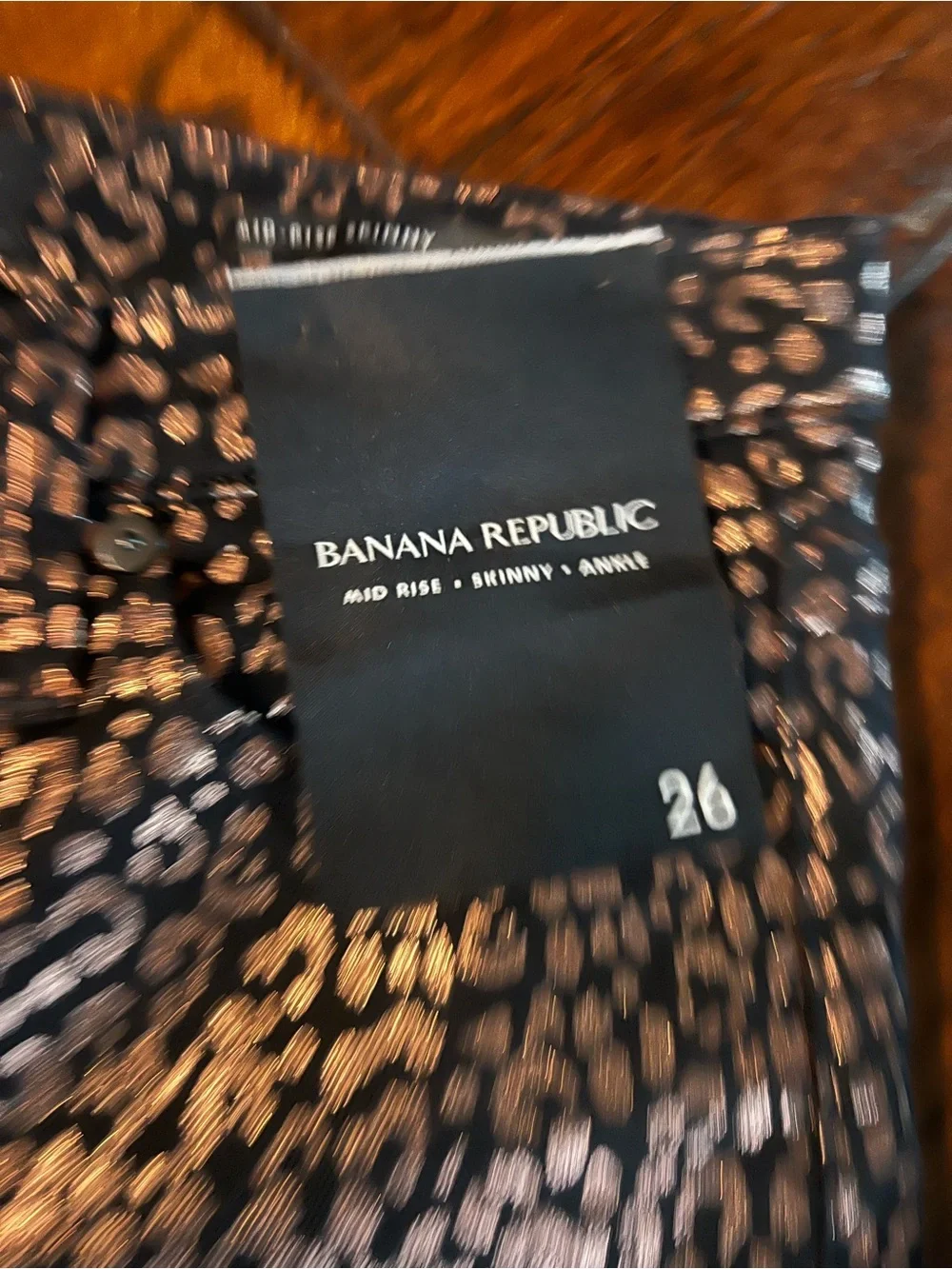 NWT Banana Republic Metallic Leopard Mid-Rise Skinny Ankle Jeans Size 26